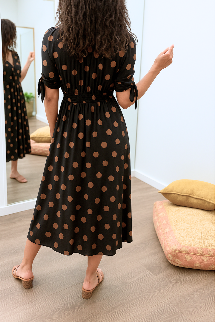 Kelly – Elegant Polka Dot Dress
