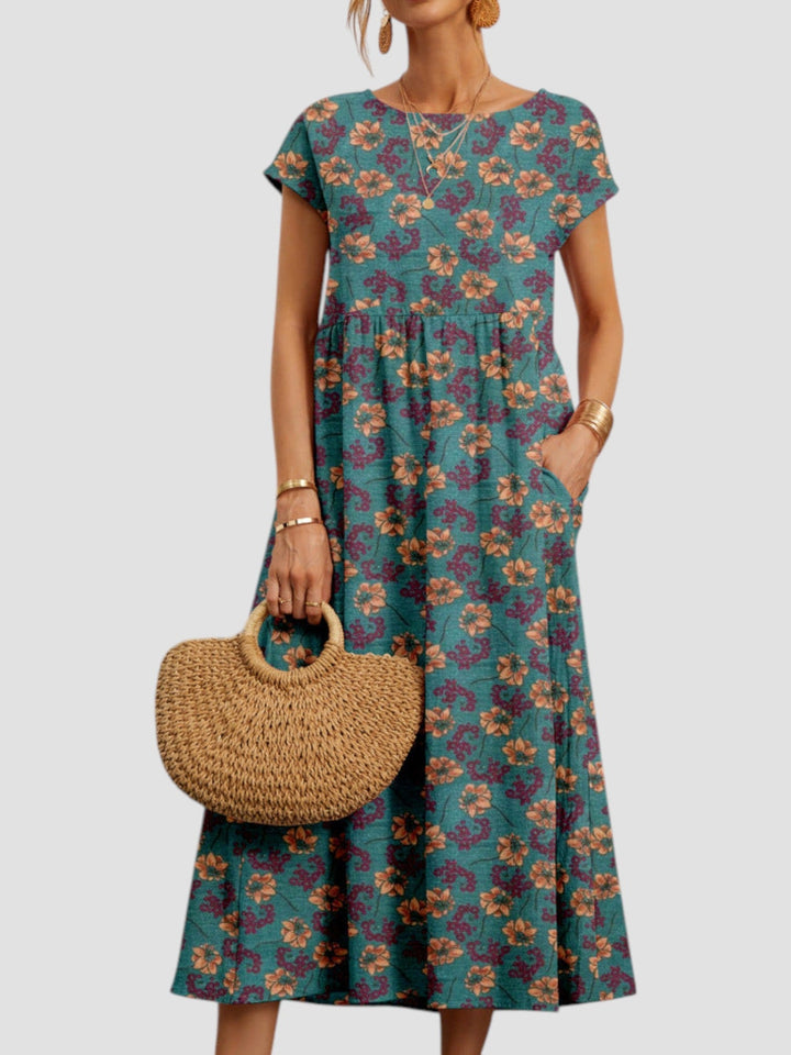 Kasandra – Stylish and Airy Dress