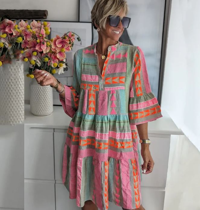 Julie – Elegant and colorful dress