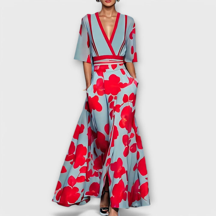 Isabela - Elegant dress with floral motifs