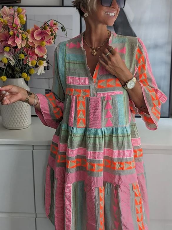 Julie – Elegant and colorful dress