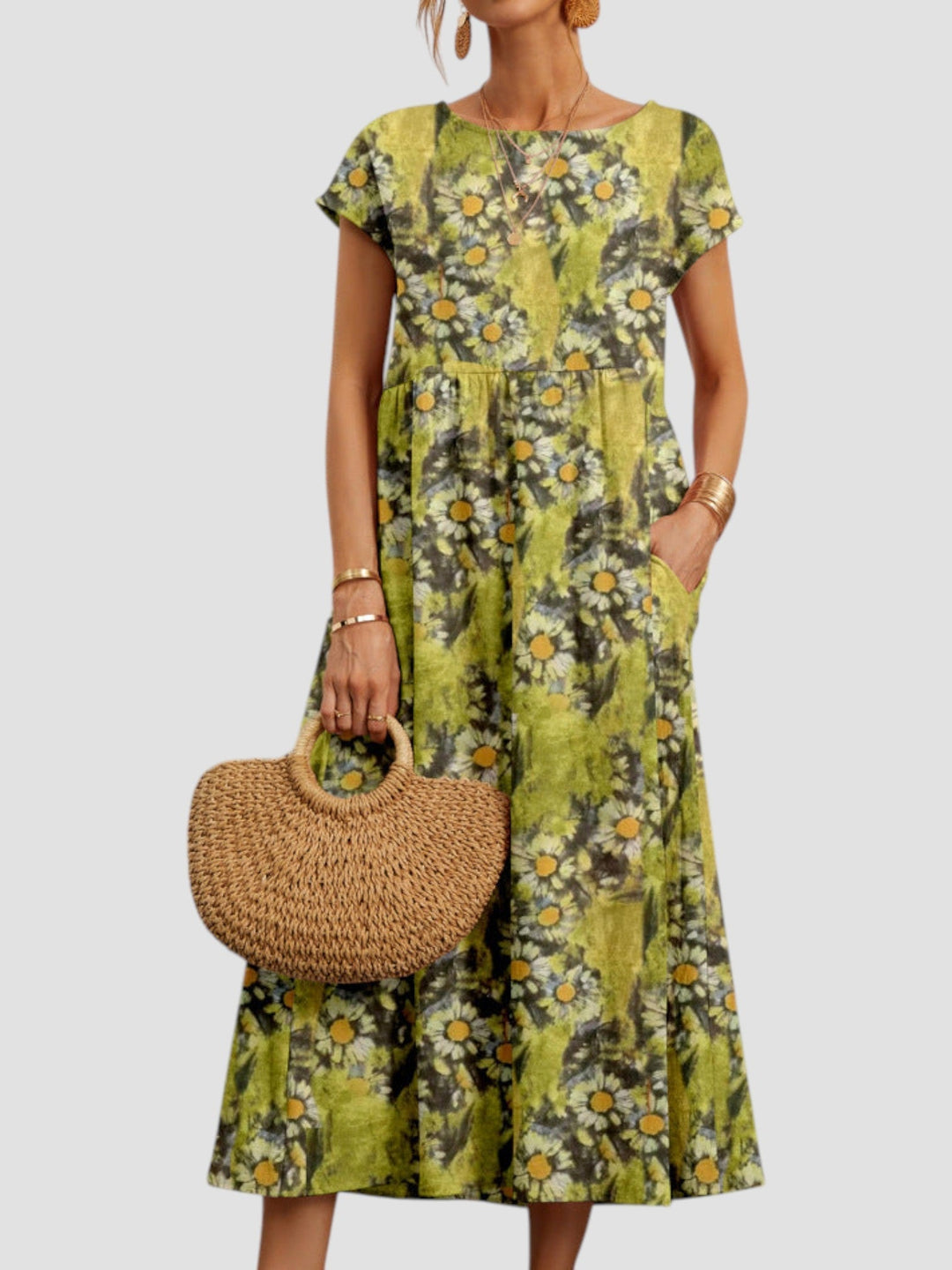 Kasandra – Stylish and Airy Dress