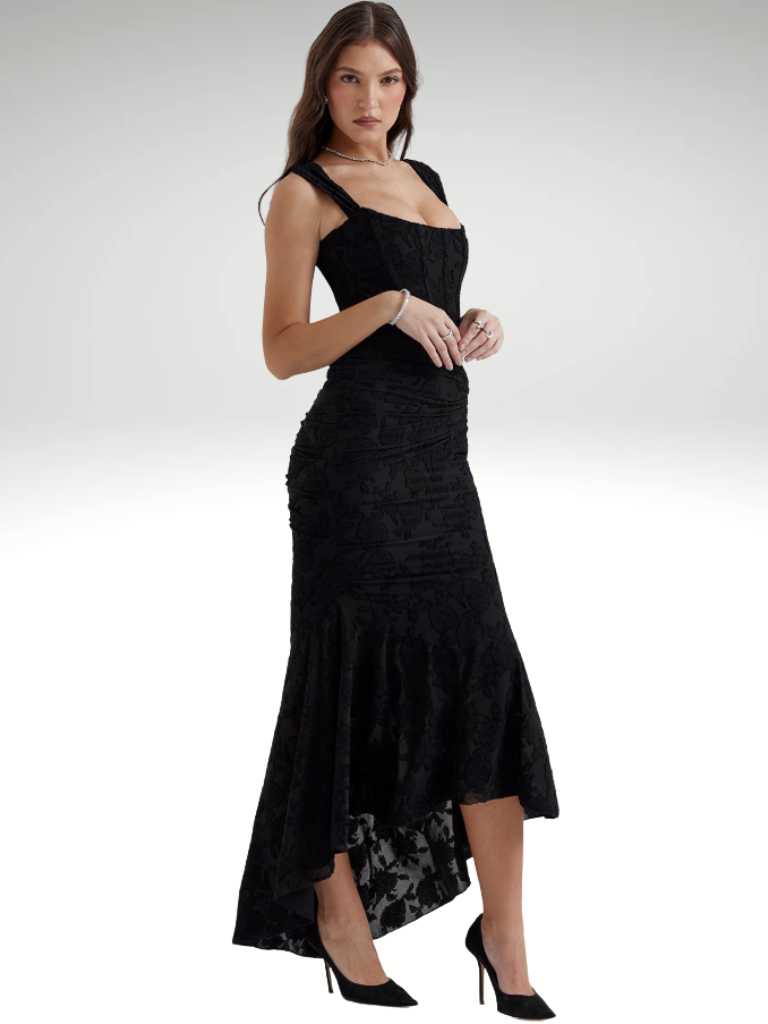 LUXURIOUS LACE MERMAID DRESS