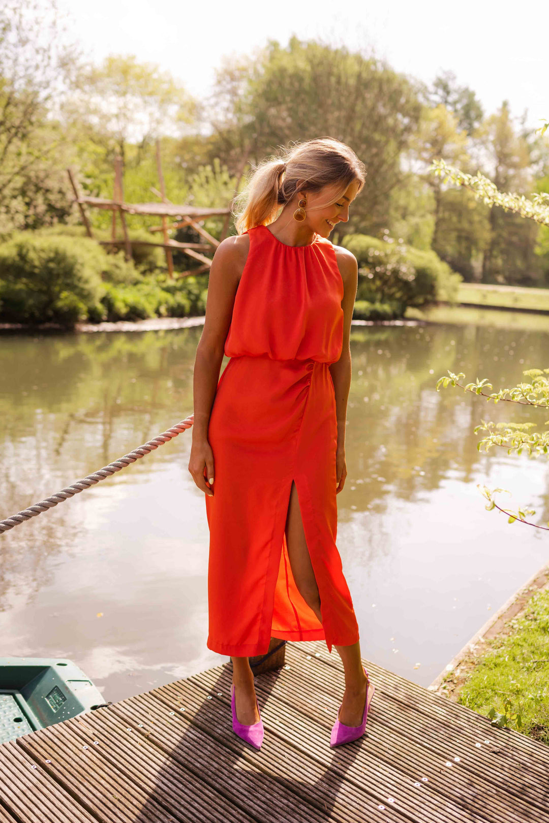 Yasmin – Elegant Midi Dress