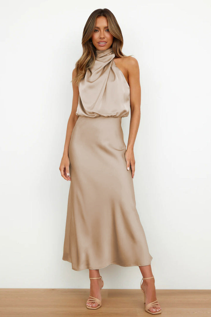 Simona – Elegant and Luxurious Dress