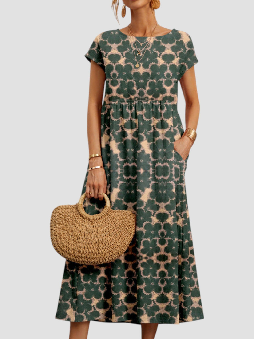 Kasandra – Stylish and Airy Dress
