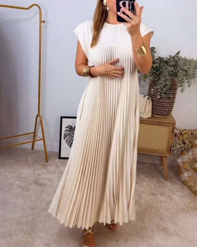 Amelia - Sleeveless pleated dress