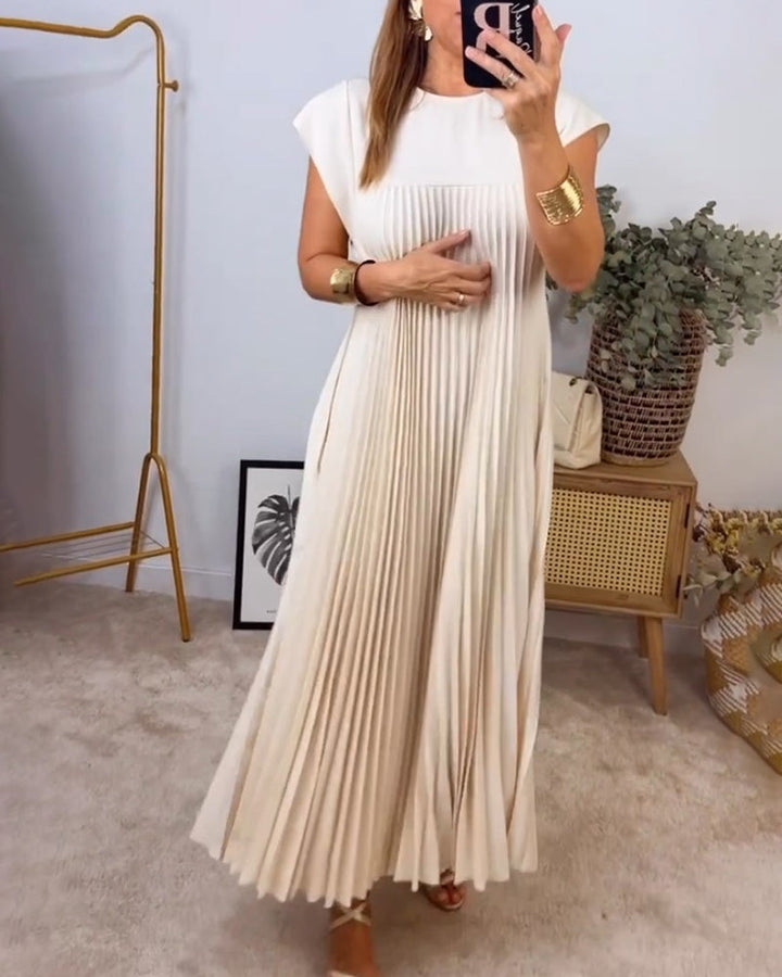 Amelia - Sleeveless pleated dress