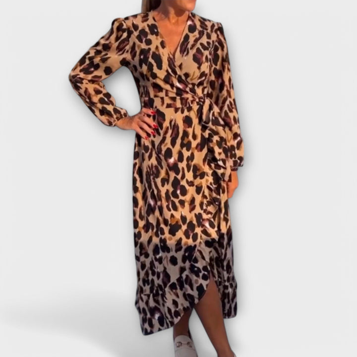 Emília - Casual leopard print dress