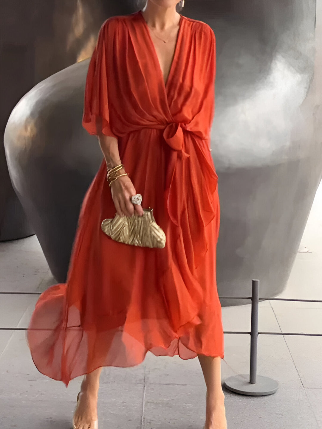 Aimee – Elegant V-Neck Dress