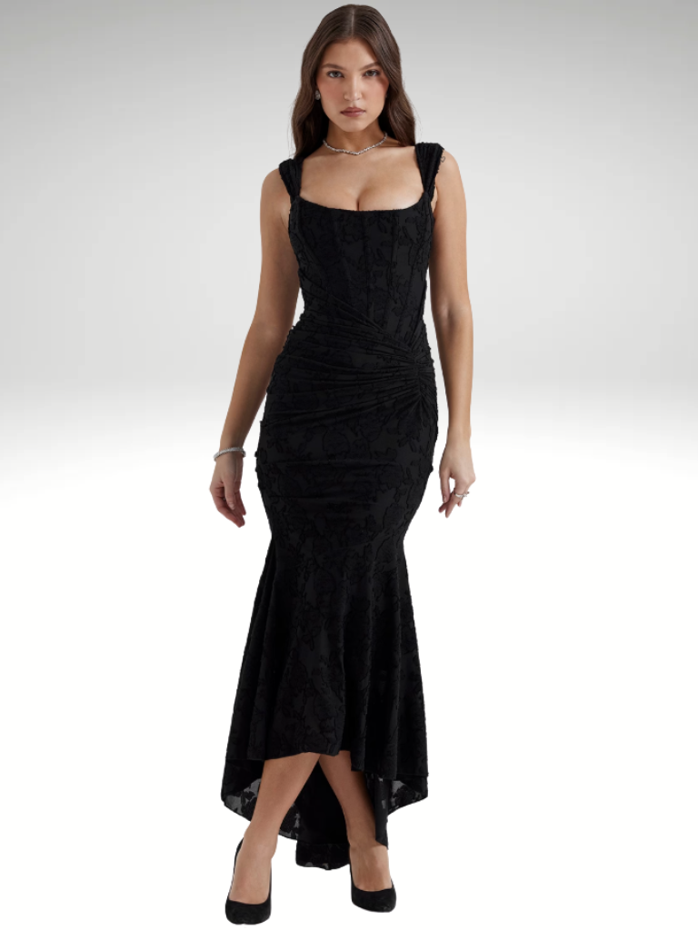 LUXURIOUS LACE MERMAID DRESS